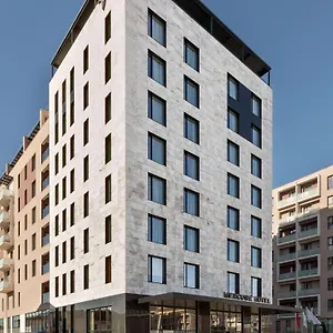 Mercure تيرانا